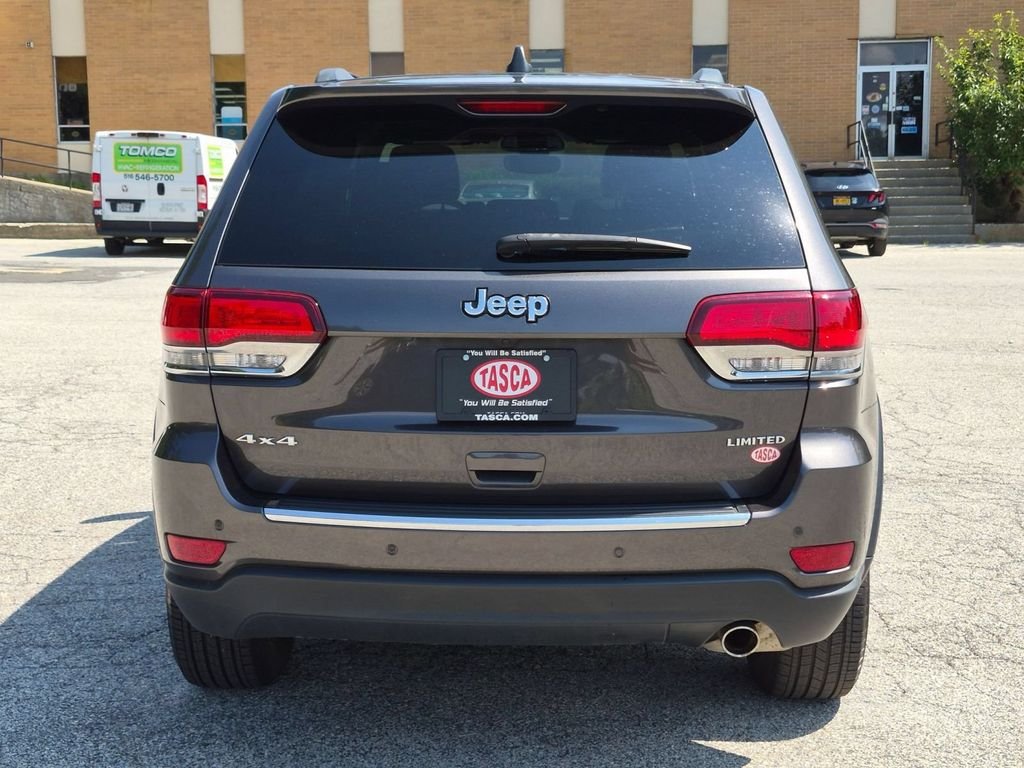 Used 2021 Gray Jeep Limited image 4