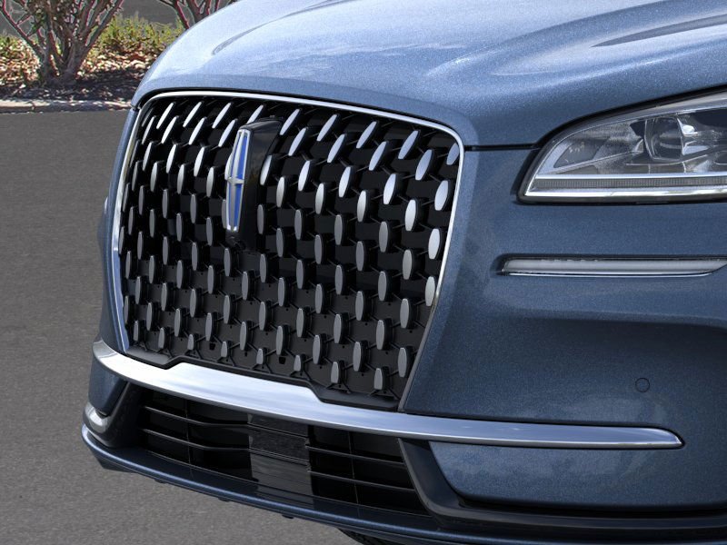 New 2025 Whisper Blue Lincoln Grand Touring image 49