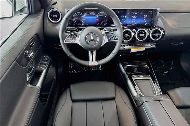 New 2026 Polar White Mercedes-Benz GLA 250 image 50