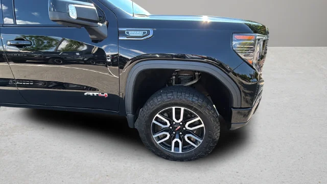 Used 2023 Black GMC AT4 image 36