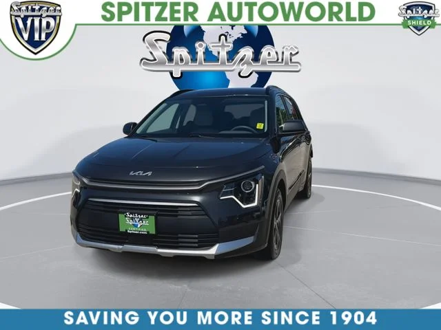 Used 2023 Gray Kia EX image 3