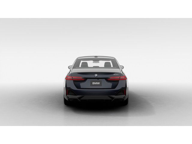 2027 BMW 5 Series photo 5