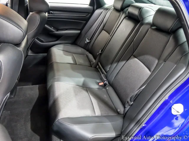 Used 2020 Blue Honda Sport image 12
