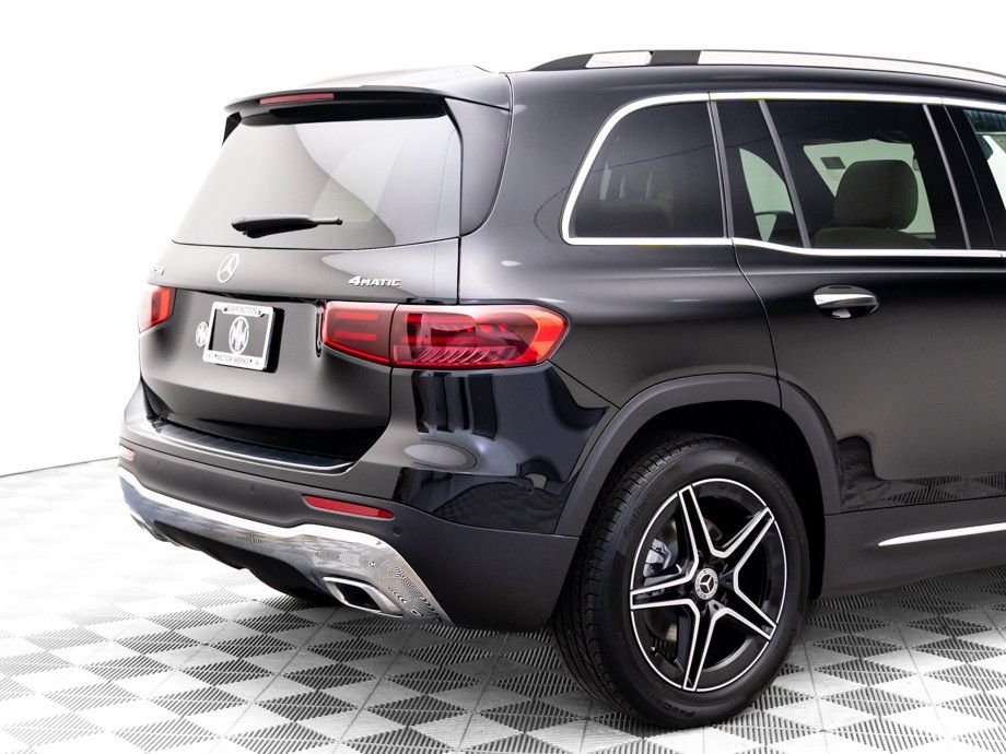New 2026 Night Black Mercedes-Benz GLB 250 image 40
