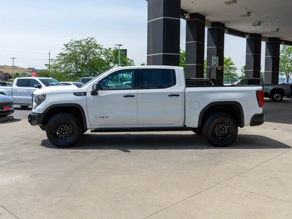 New 2026 Summit White GMC AT4X image 4