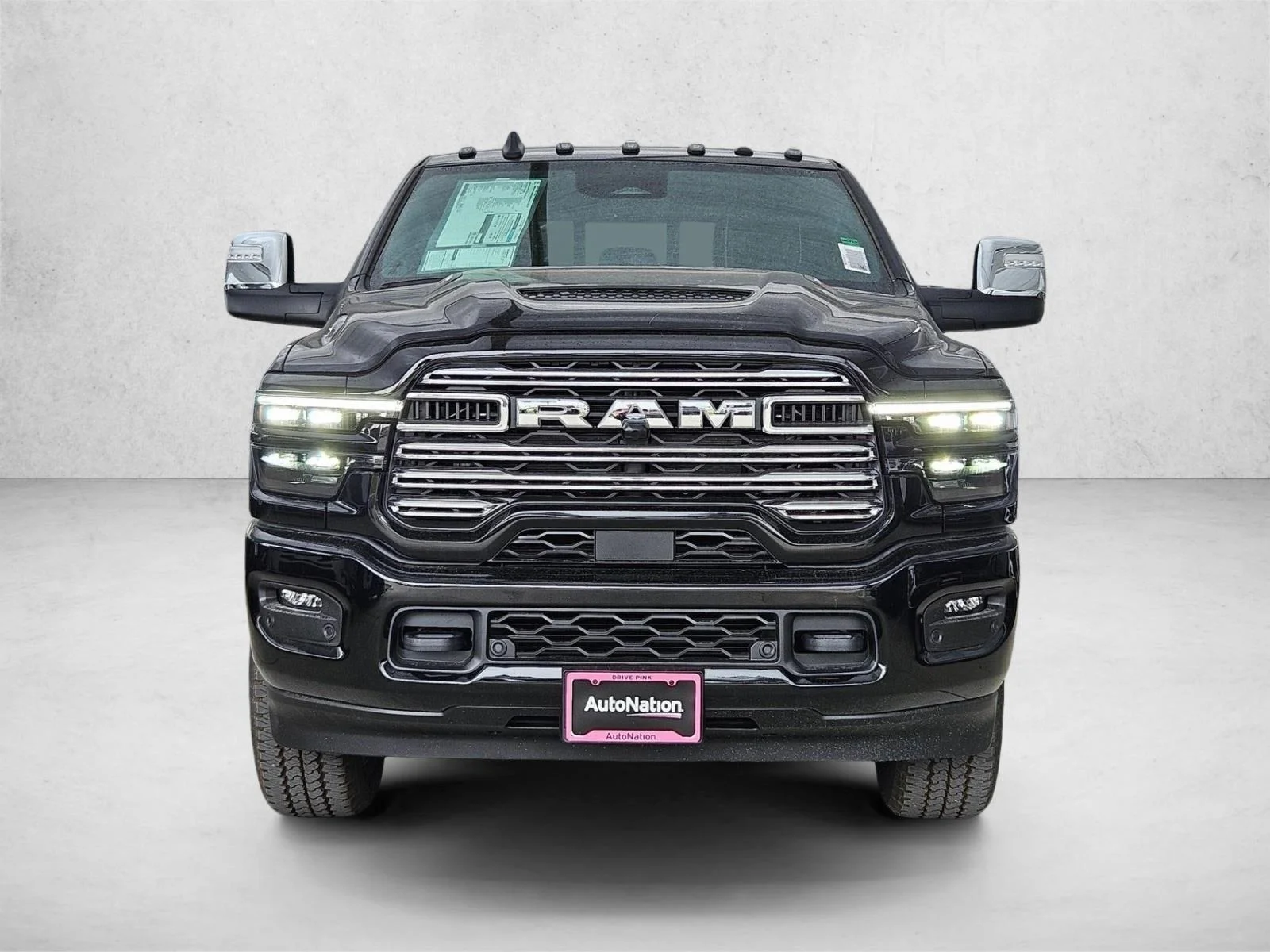 New 2026 Diamond Black Crystal Pearl-Coat Exterior Paint RAM Laramie image 6