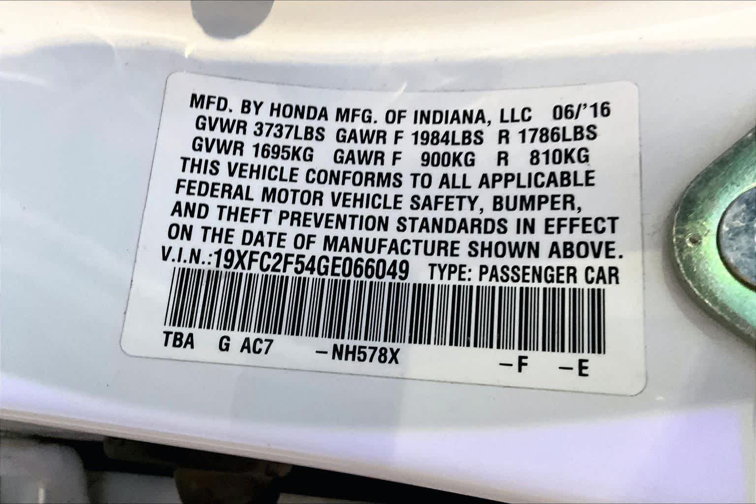 Used 2016 Taffeta White Honda LX image 32