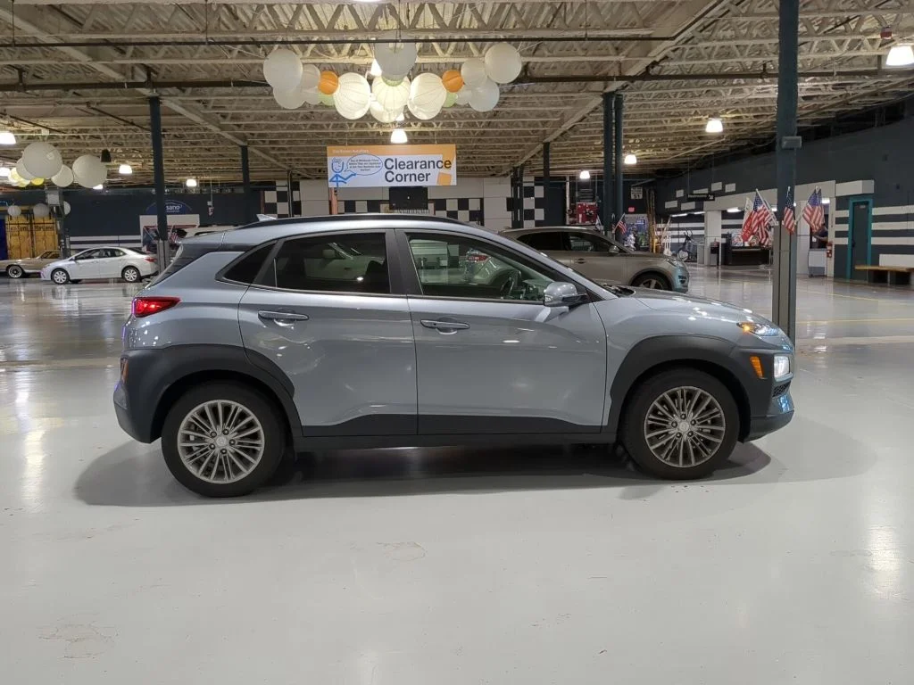 Used 2020 Silver Hyundai SEL Plus image 7