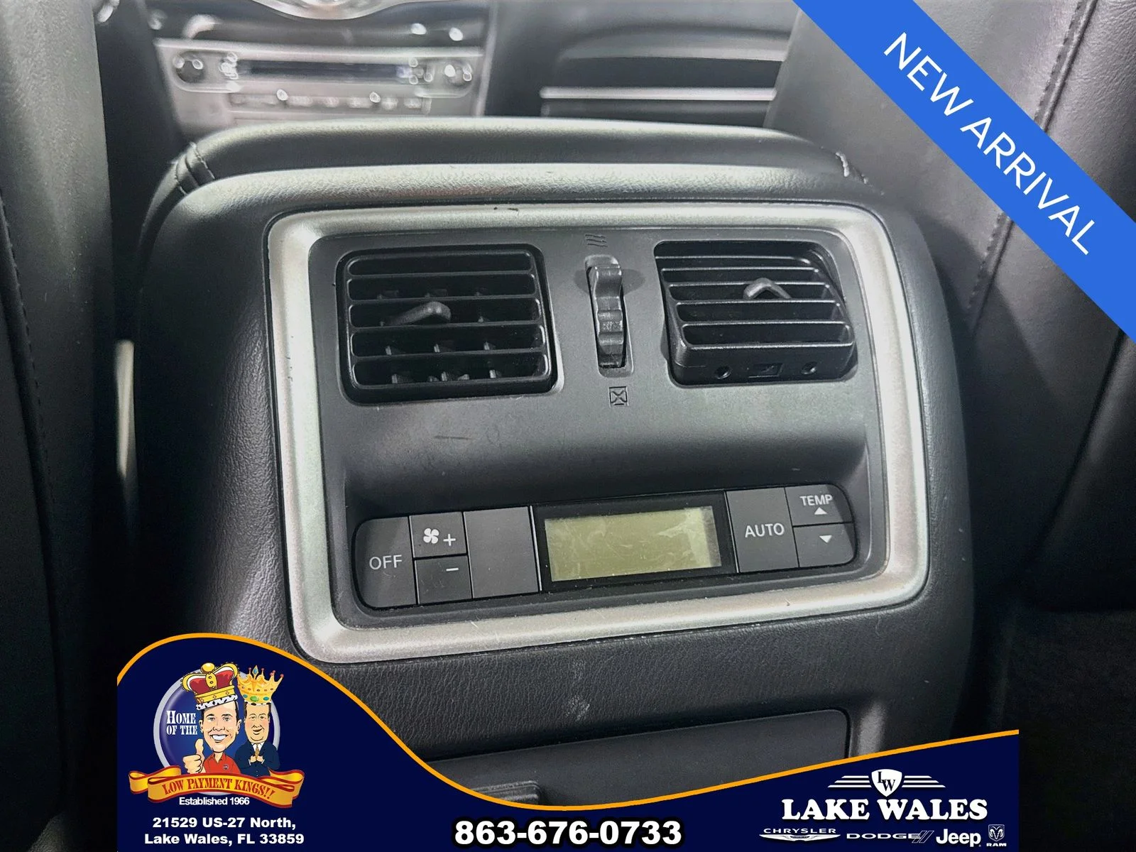 Used 2016 Blue INFINITI Base image 25