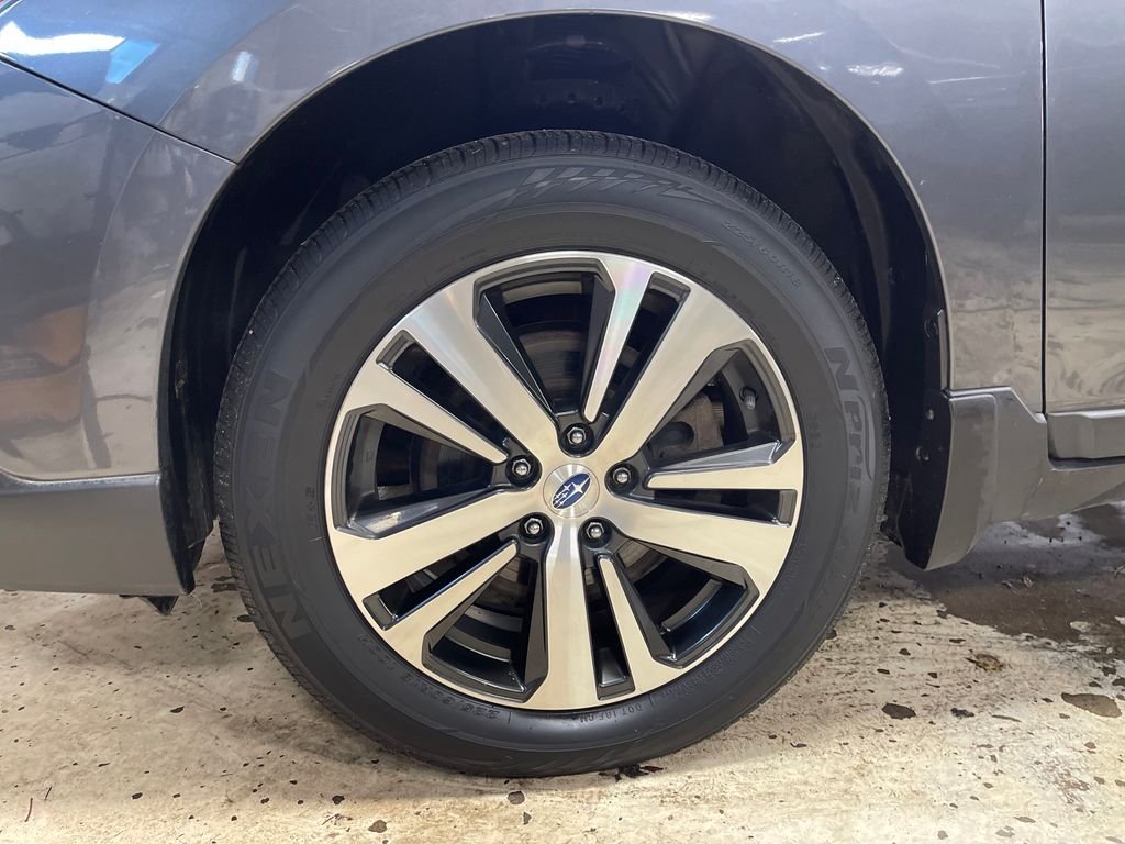 Used 2019 Gray Subaru 2.5i image 11