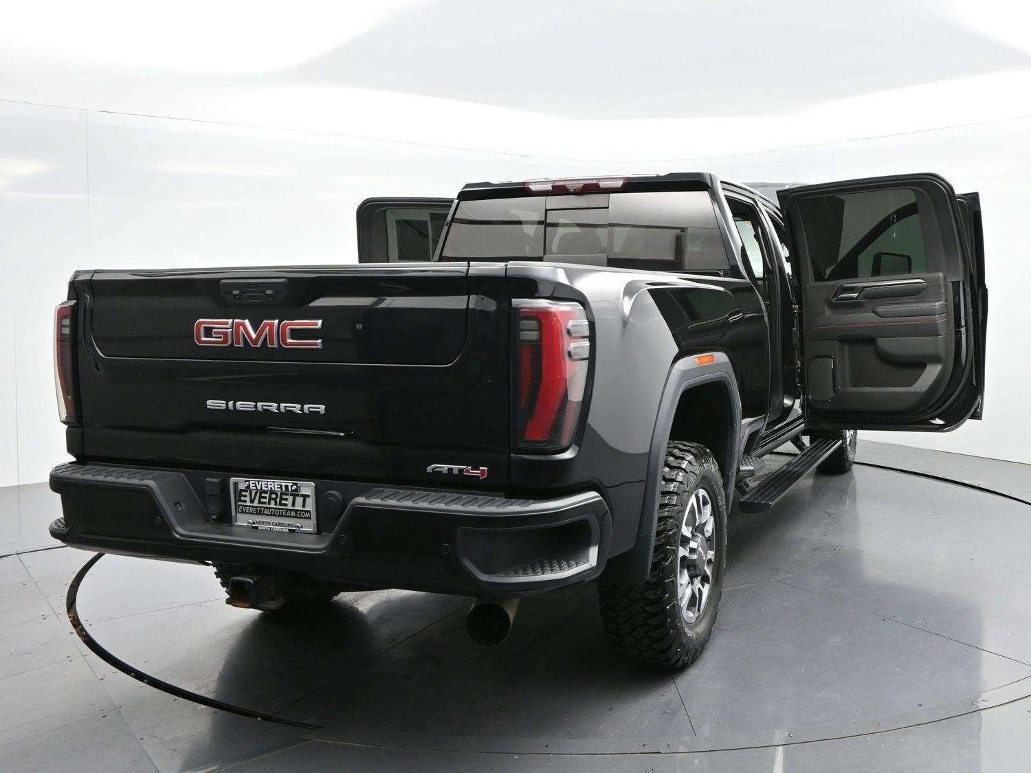 Used 2024 Onyx Black GMC AT4 image 44