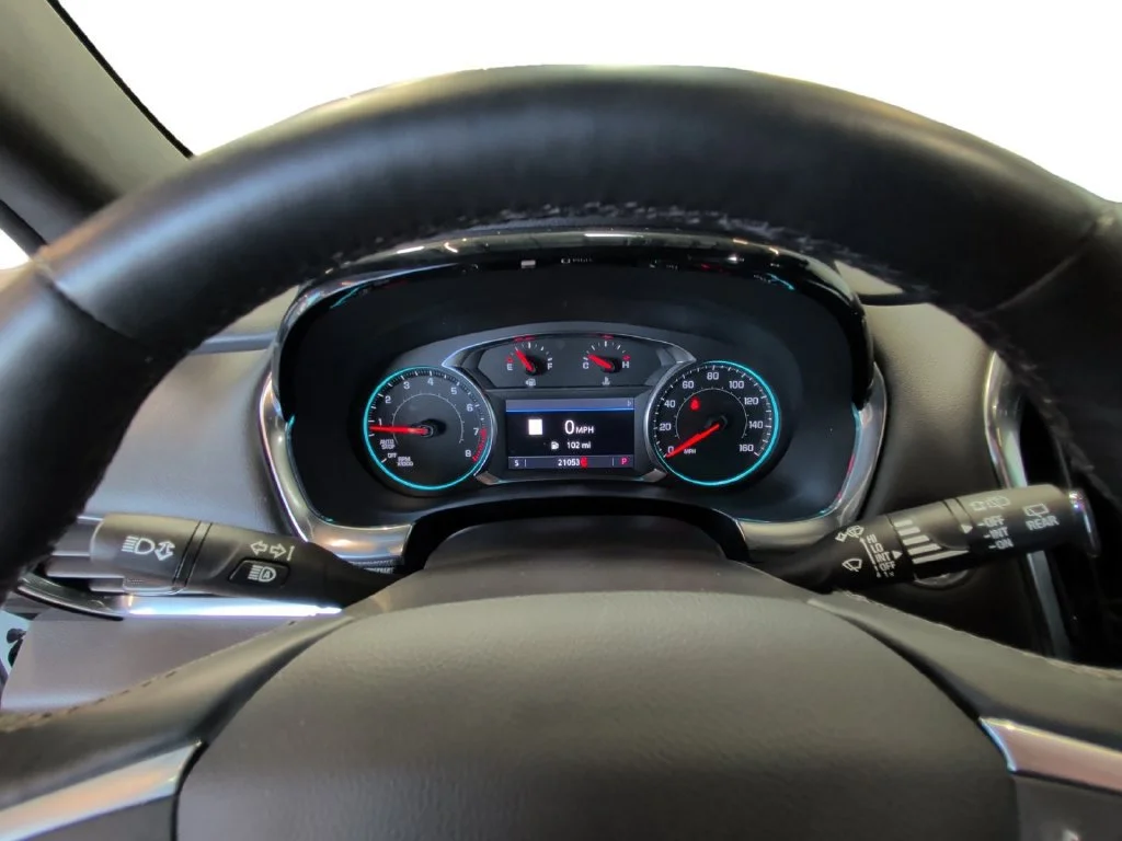 Used 2023 SUMMIT WHITE Chevrolet RS image 14