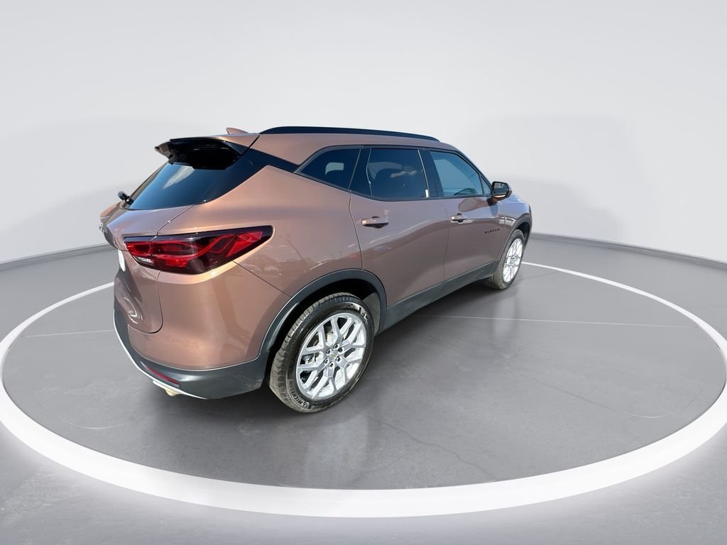 Used 2023 Brown Chevrolet LT image 8