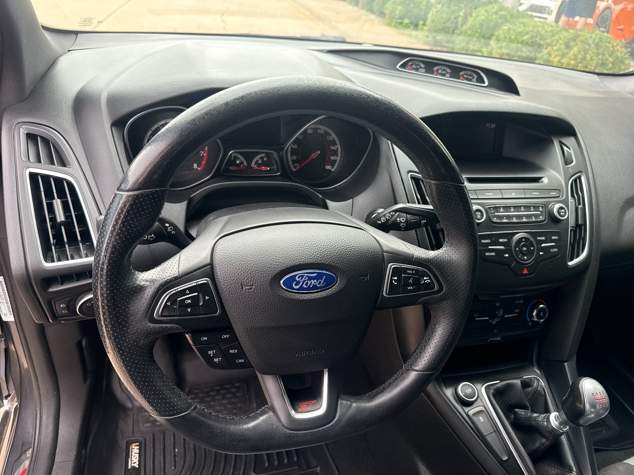 Used 2017 Magnetic Ford ST image 11