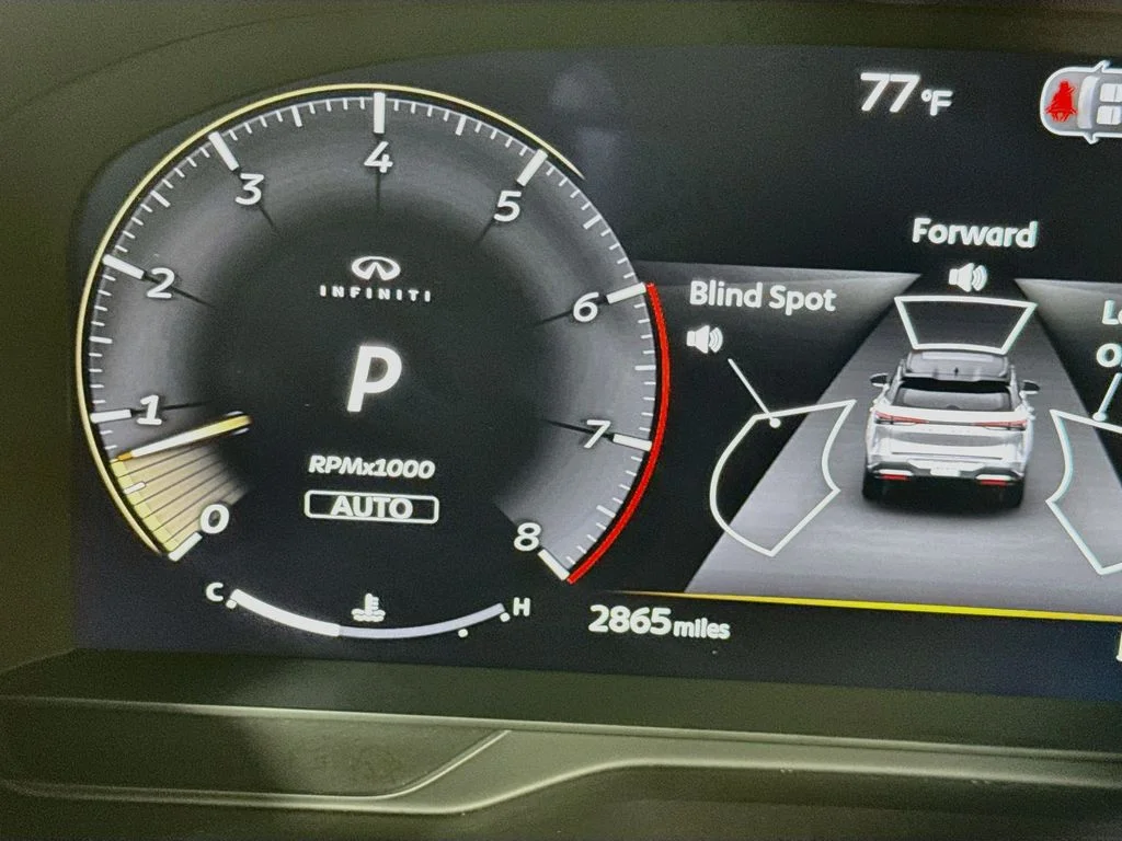 Certified Used 2026 White / Black INFINITI SPORT image 17