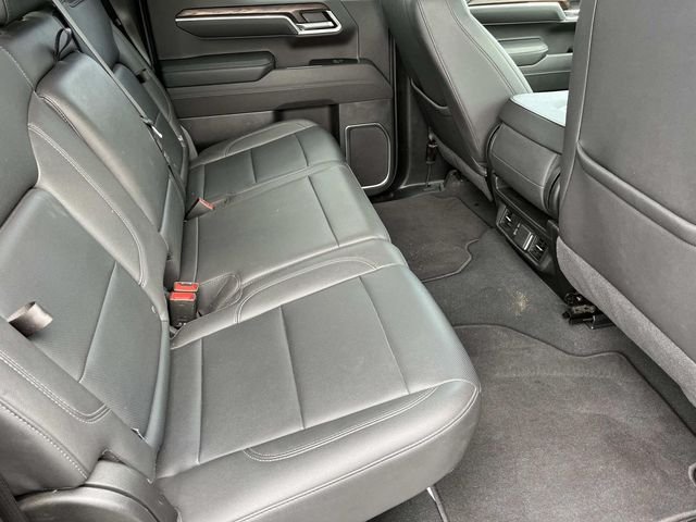 Used 2025 Black GMC SLT image 18