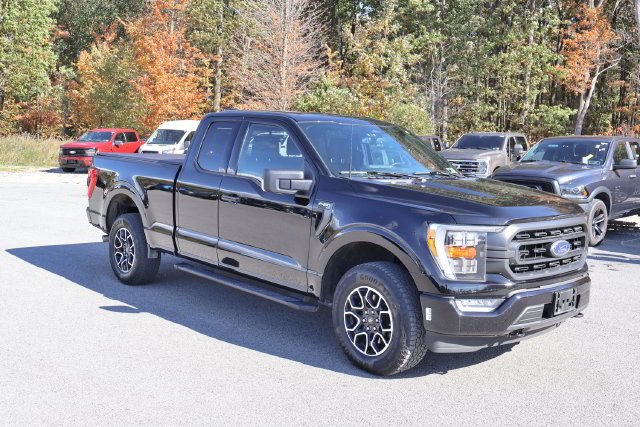 Used 2023 Black Metallic Ford XLT image 5