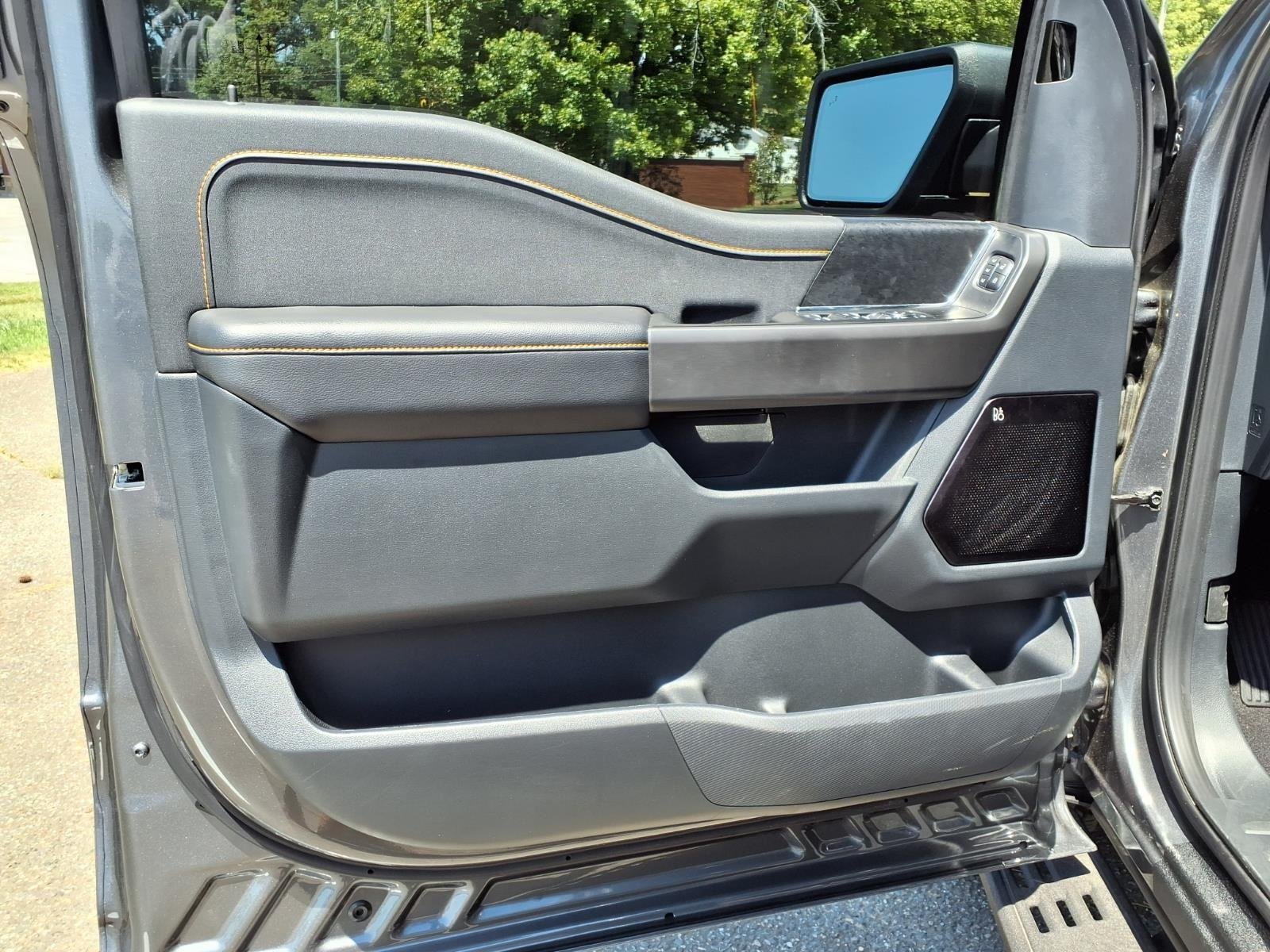 Used 2025 Gray Ford Tremor image 30