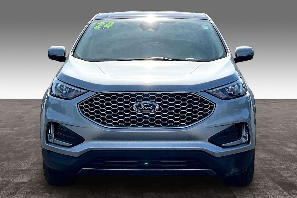 Used 2024 Silver Metallic Ford SEL image 26