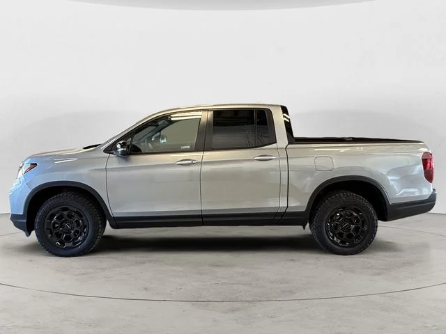New 2026 Solar Silver Honda TrailSport+ image 2
