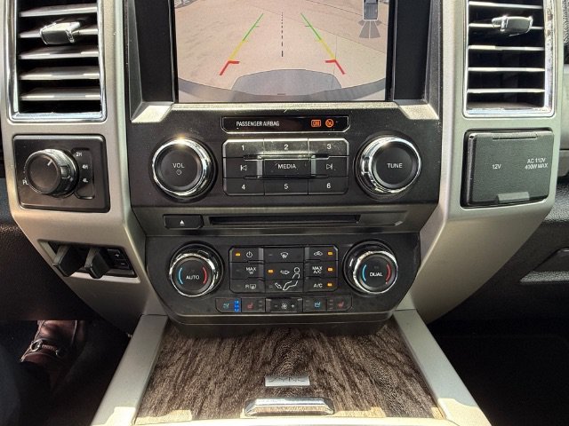 Used 2017 Silver Ford Lariat image 19