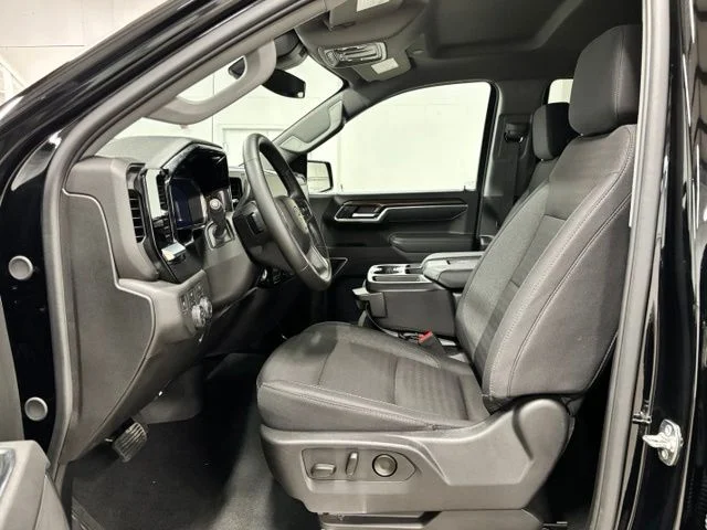 Used 2026 Black Chevrolet RST image 16