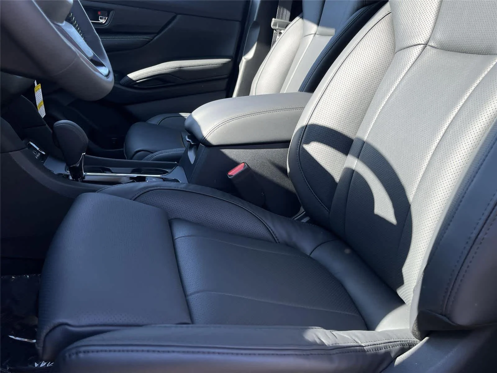New 2026 AUTUMN GREEN METALLIC Subaru Onyx Edition Touring 7-Passenger image 12