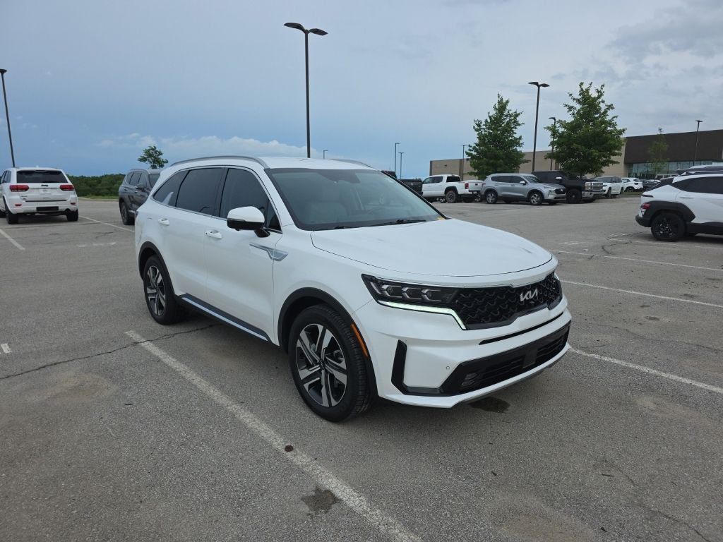 Used 2022 Kia Sorento SX Prestige PHEV with VIN KNDRMDLH1N5063798 for sale in Kansas City