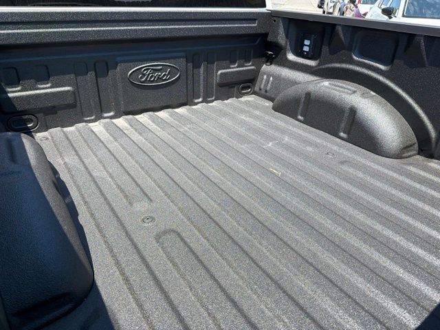 New 2026 Star White Metallic Tri-Coat Ford Platinum® image 7