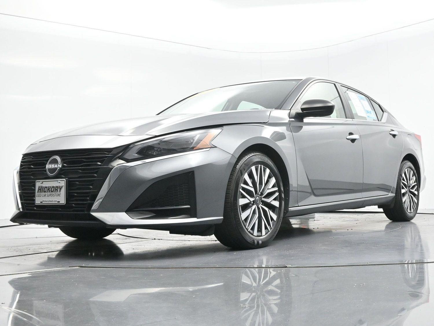 Used 2024 Gun Metallic Nissan 2.5 SV image 44