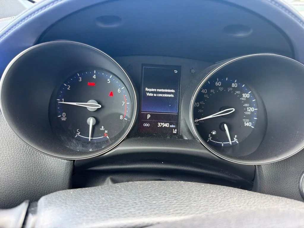 Used 2021 Red Toyota XLE image 4