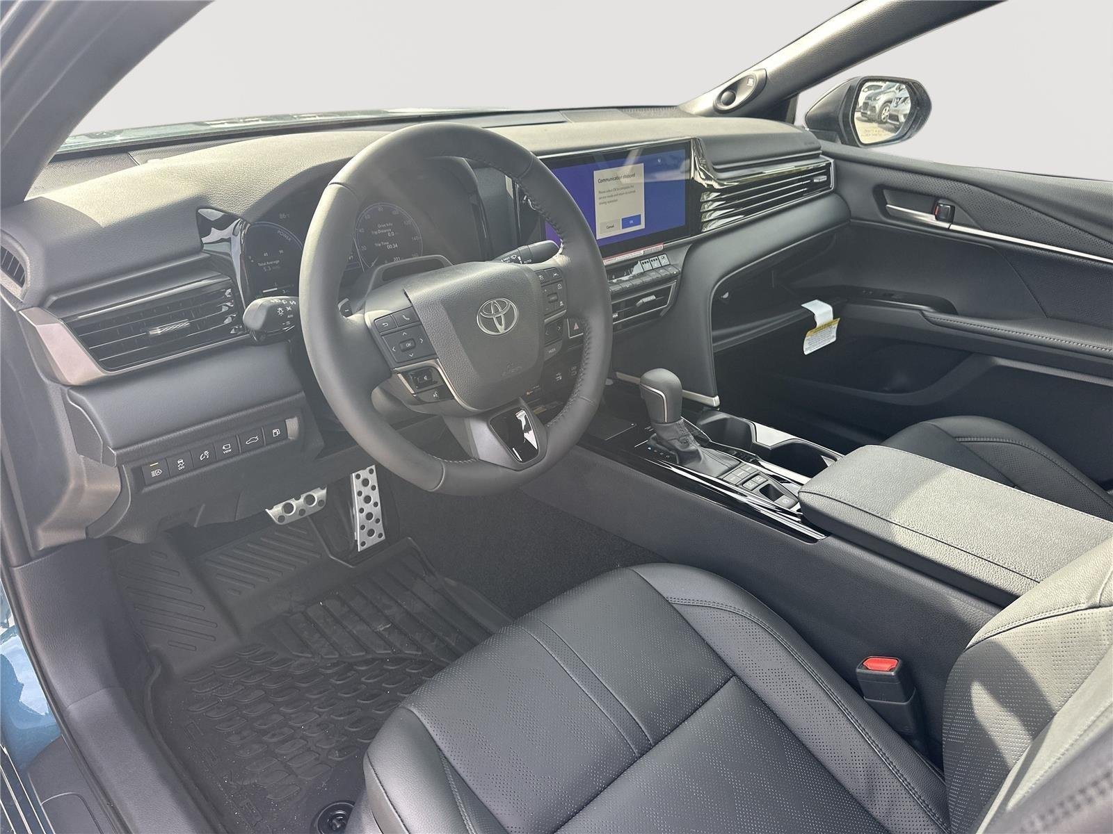 New 2026 Ocean Gem with Midnight Black Metallic roof <sup>1</sup> Toyota  XSE image 8