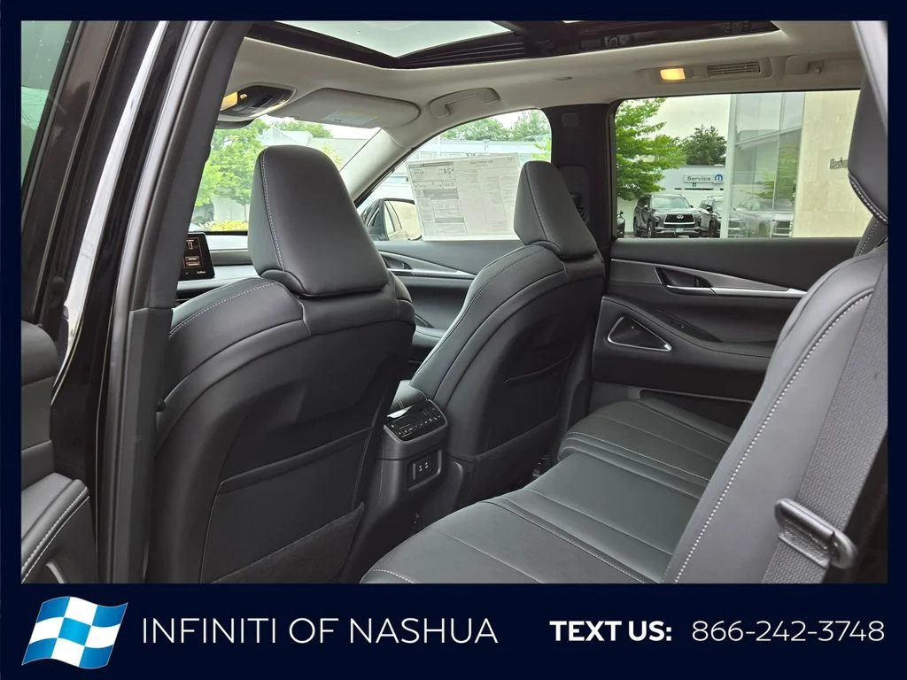 New 2027 MINERAL BLACK INFINITI Luxe AWD image 21