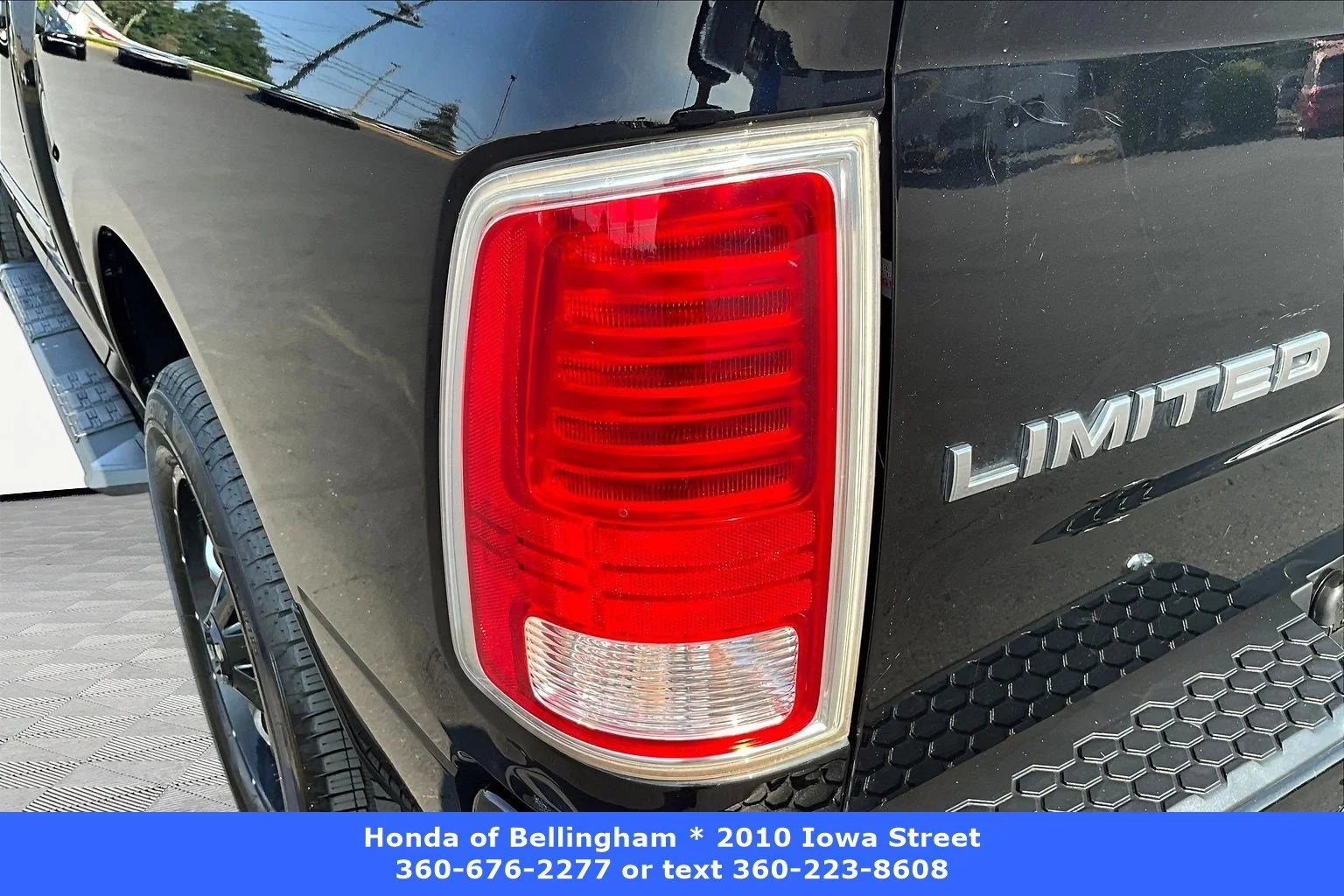 Used 2015 Black Clearcoat Ram Laramie Limited image 22
