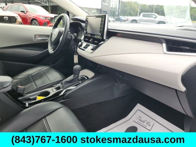 Used 2021 Silver Toyota LE image 25