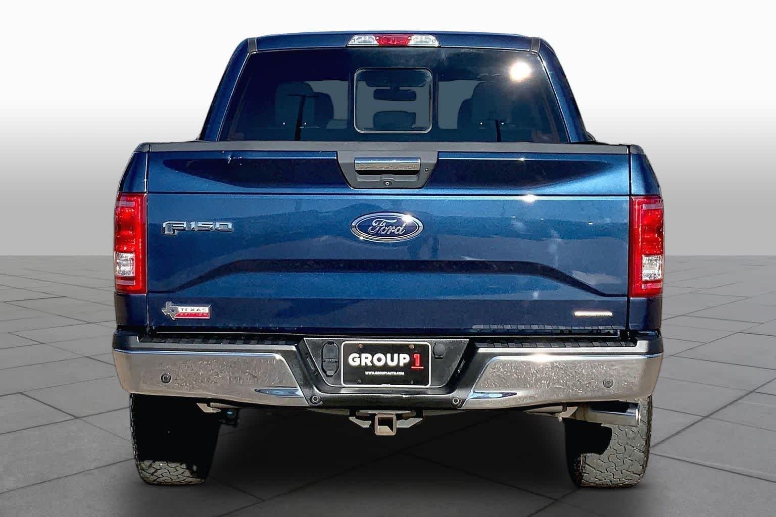Used 2016 Blue Jeans Metallic Ford XLT image 4