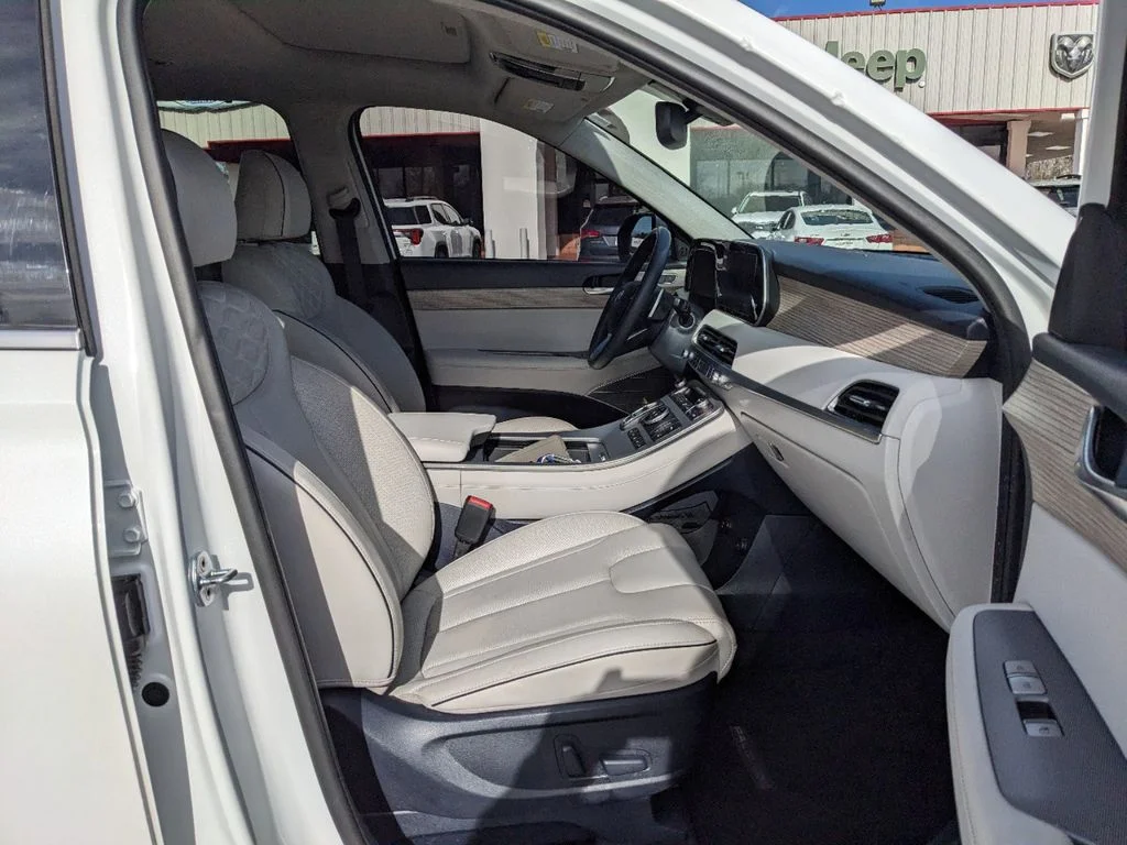 Used 2022 White Hyundai Limited AWD image 12