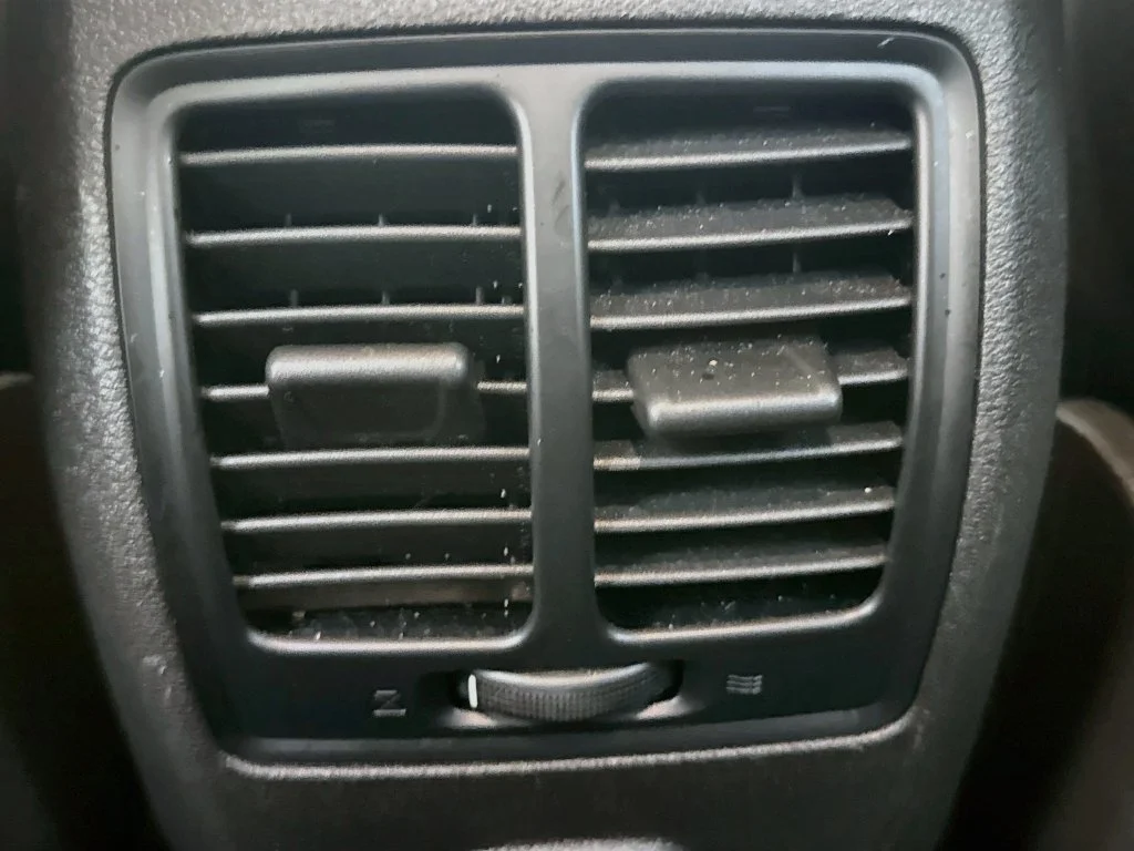 Used 2018 Black Ford SE image 27