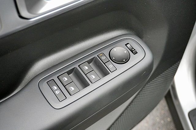New 2026 Silver Hyundai SE image 28