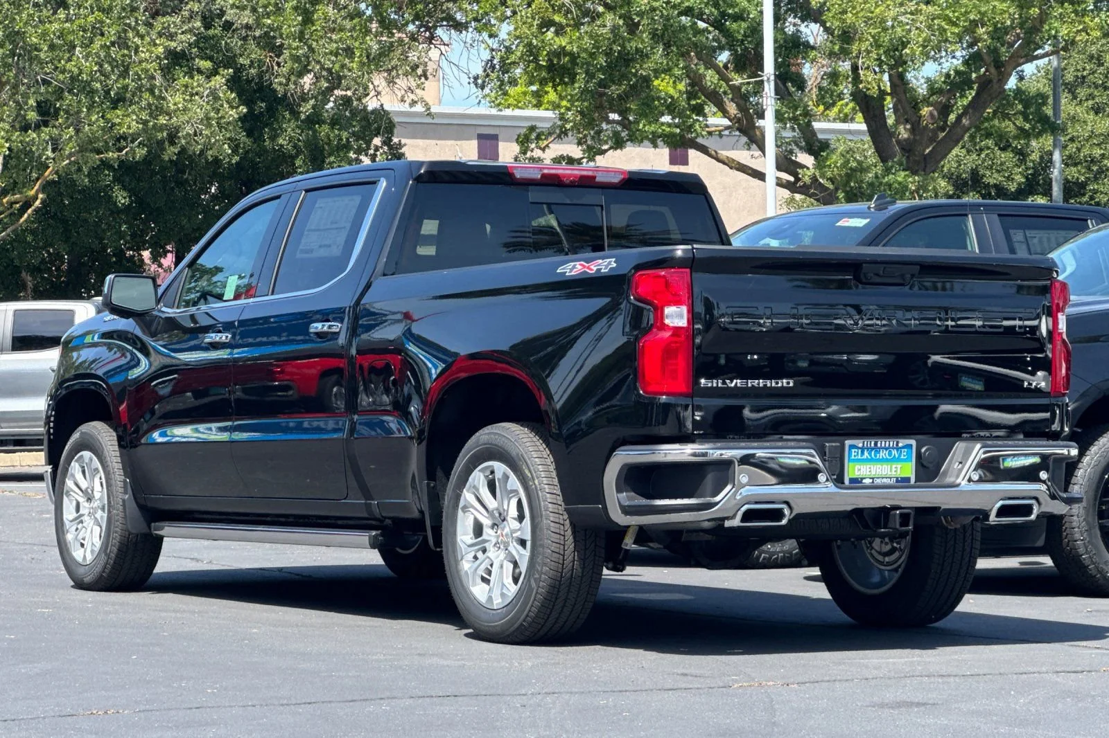 2026 Chevrolet Silverado 1500 LTZ - Photo 5