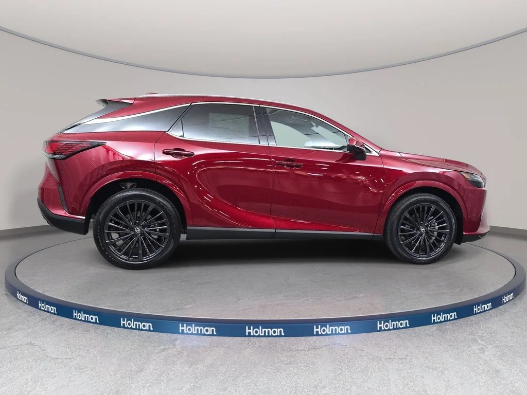 New 2026 Matador Red Mica Lexus PREMIUM image 4