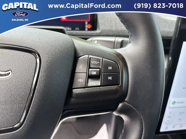 Used 2025 Black Ford Premium image 23