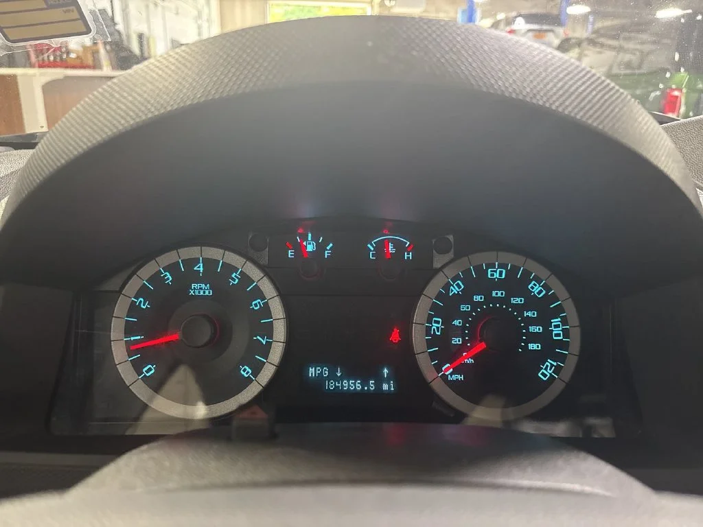 Used 2011 Blue Ford XLT image 9