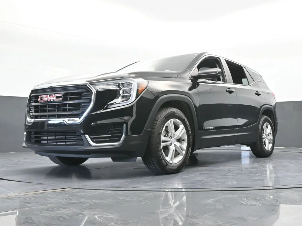Used 2023 Ebony Twilight Metallic GMC SLE image 50