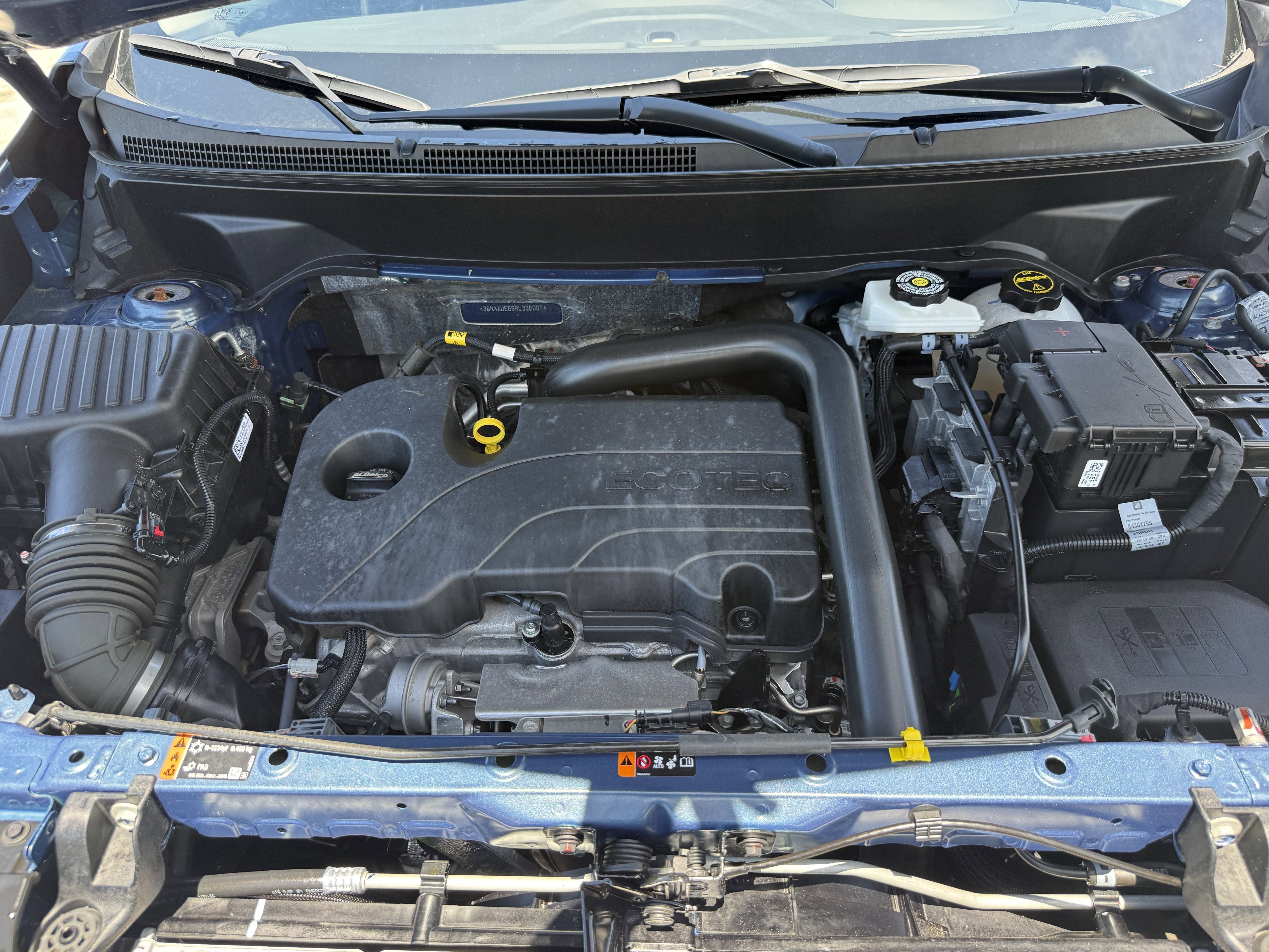 Used 2024 Lakeshore Blue Metallic Chevrolet  image 32