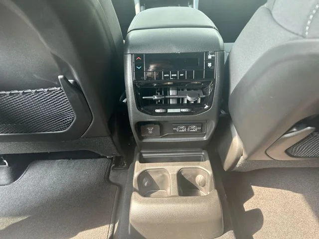 New 2026 Silver Zynith Jeep Laredo image 22