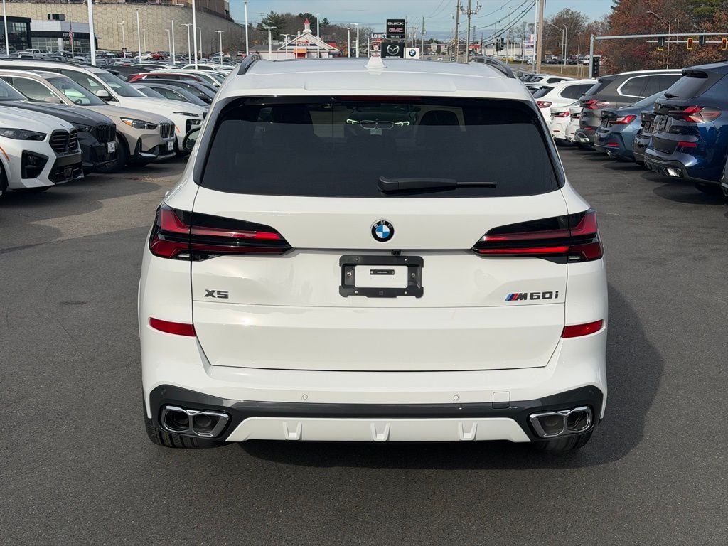 New 2026 Alpine White BMW M60i image 4