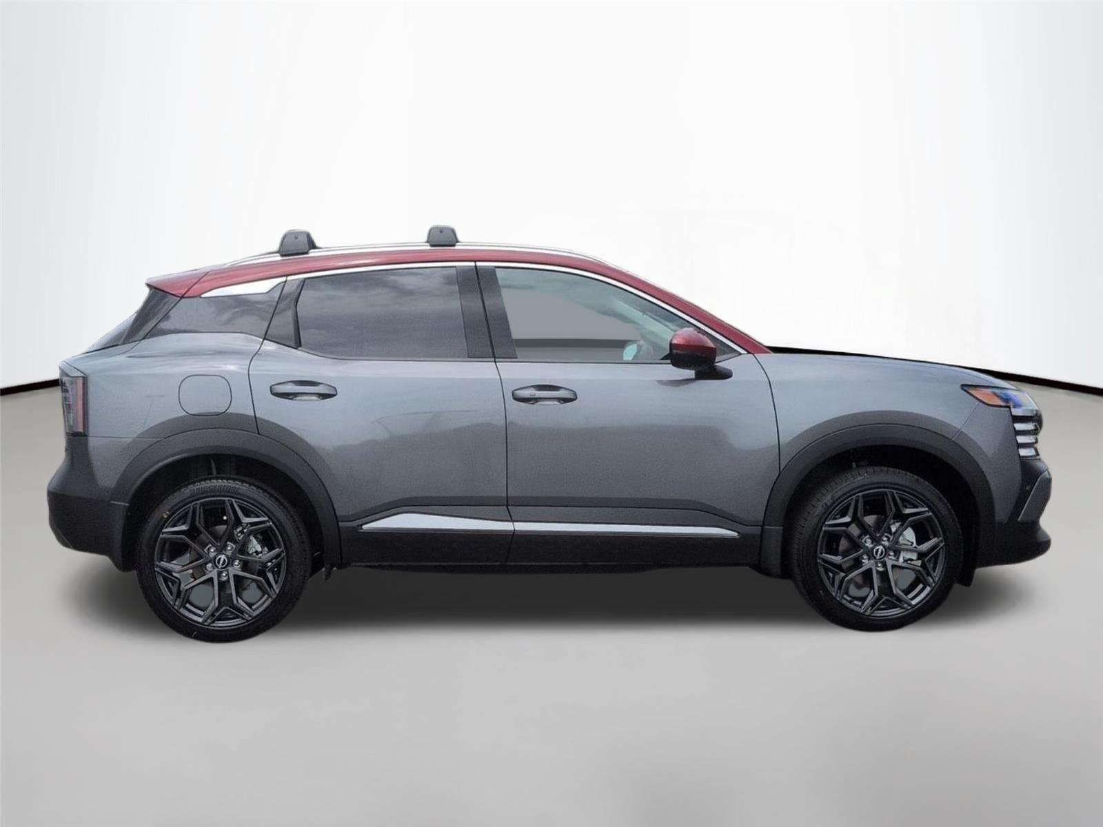 New 2026 Gun Metallic / Scarlet Ember Tintcoat Two-tone Nissan SR image 5