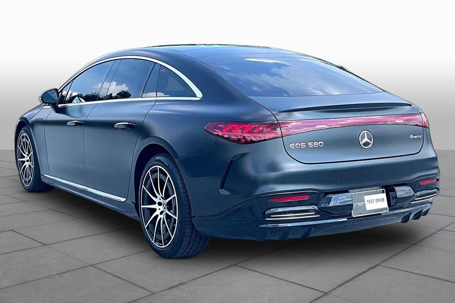 Used 2026 MANUFAKTUR Signature Night Black Magno Mercedes-Benz EQS 580 image 11
