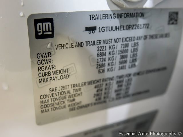 Used 2023 White Frost Tricoat GMC Denali Ultimate image 30